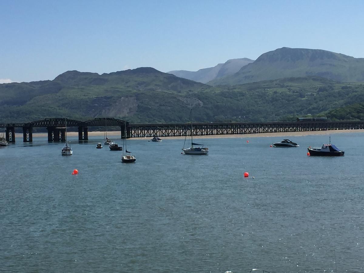 Bed and Breakfast Oceandrive Barmouth Exterior foto